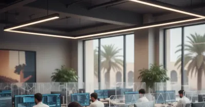 مطورو تقنيات يعملون على بيانات رقمية