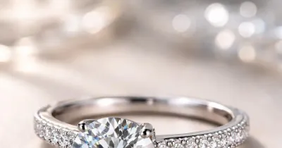 خاتم ألماس مصنع مخبريًا بتفاصيل دقيقة